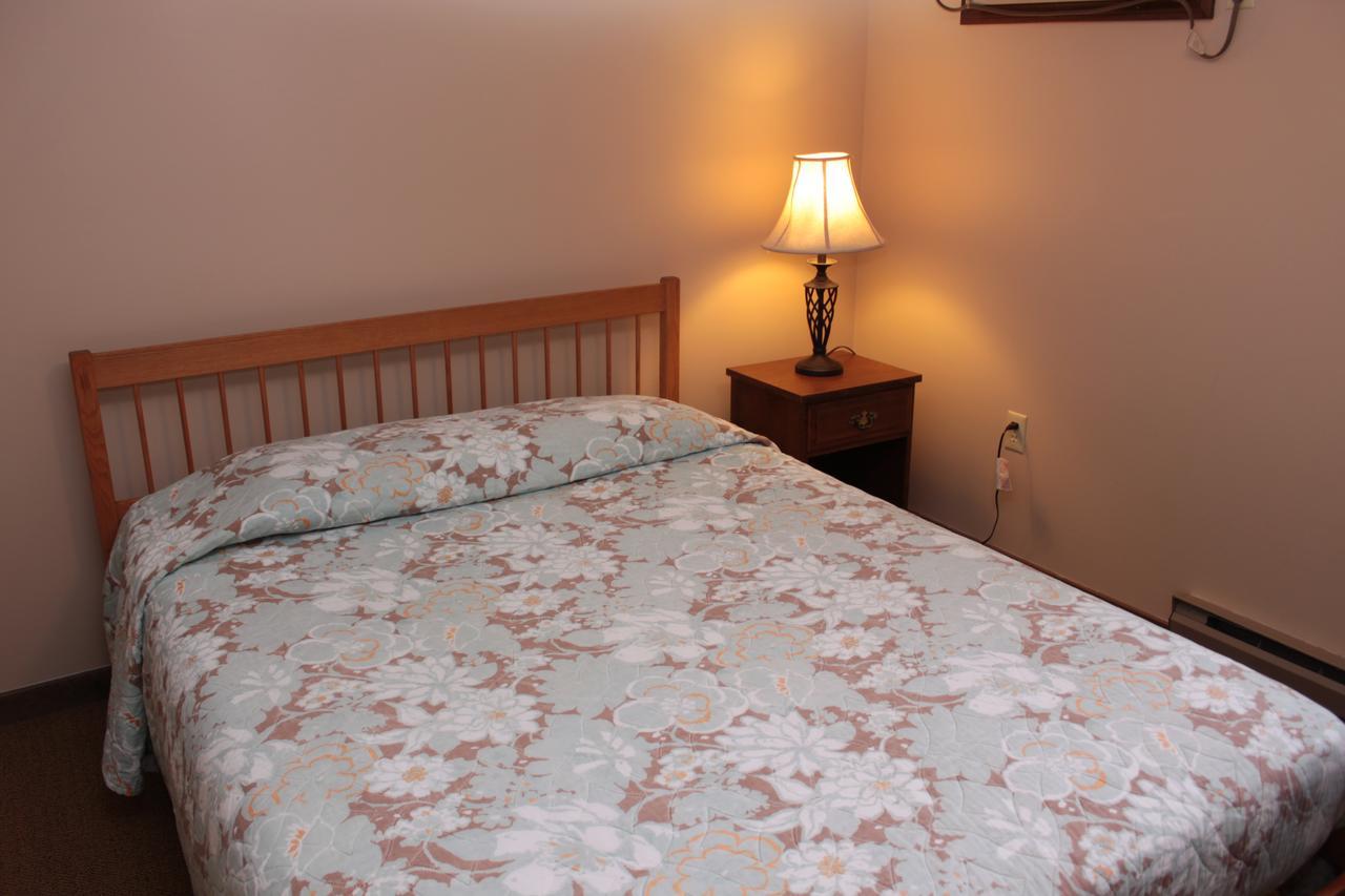 Inn Between The Beaches & Villager York