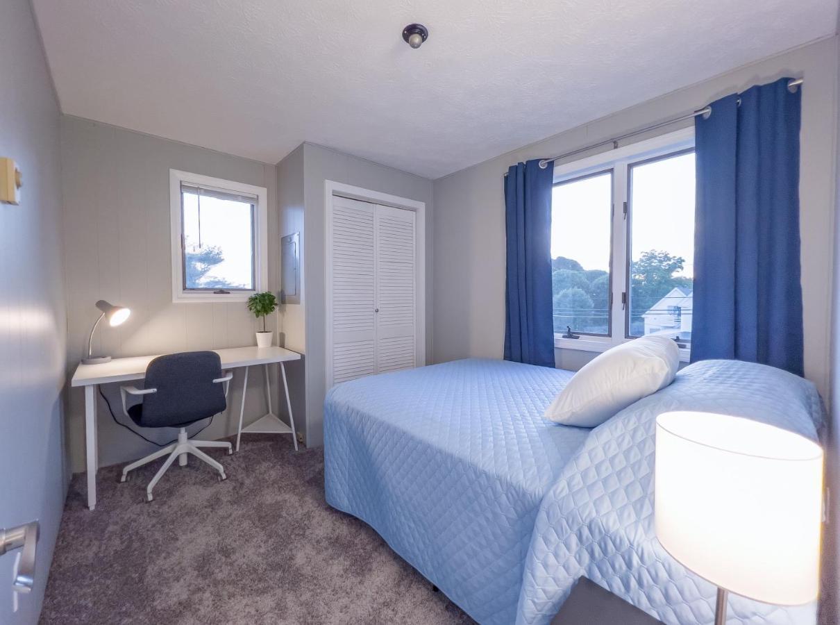 Motel Inn Between The Beaches & Villager