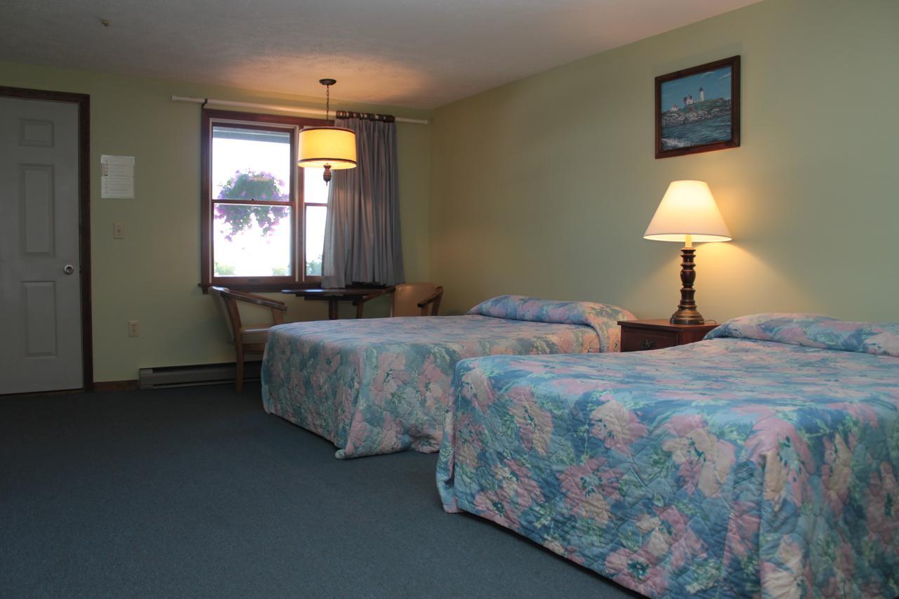 Inn Between The Beaches & Villager Motel