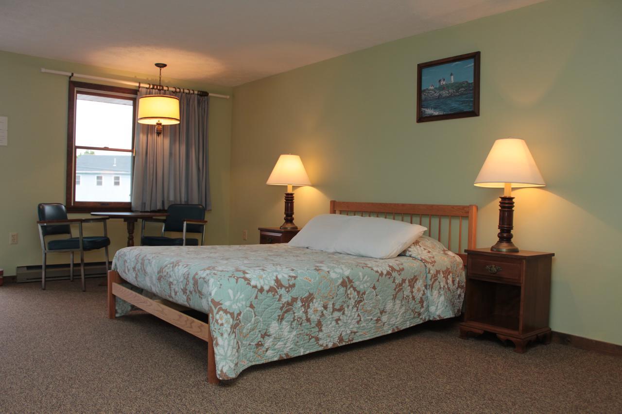 Inn Between The Beaches & Villager